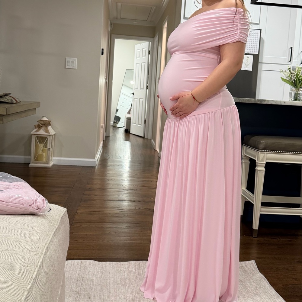 Club L London Off-Shoulder Blush Pink Gown - Picture 2 of 3